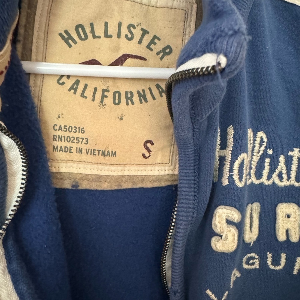 Hollister distressed Blue Hoodie, size Small - Picture 2 of 11